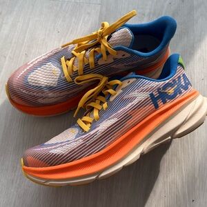 Hoka Clifton 9 GREAT CONDITION